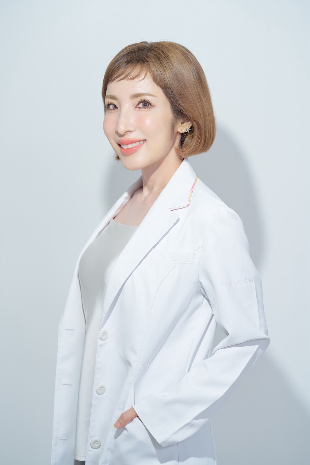 にしばやし りょうこ